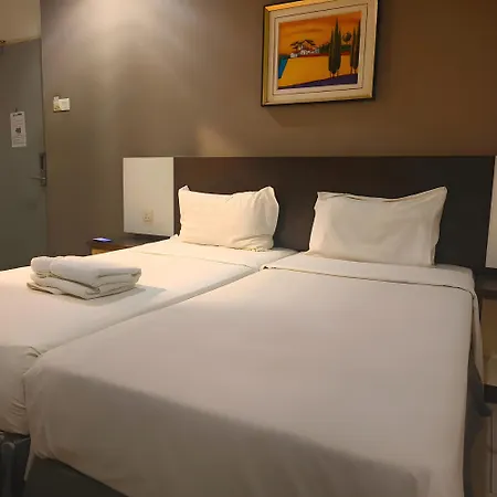 Leo Express Hotel-3