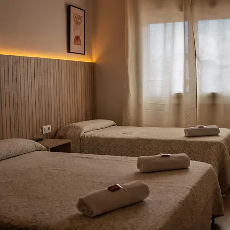 Can Setmanes By Cozycatalonia - Hostal Central Blanes-2