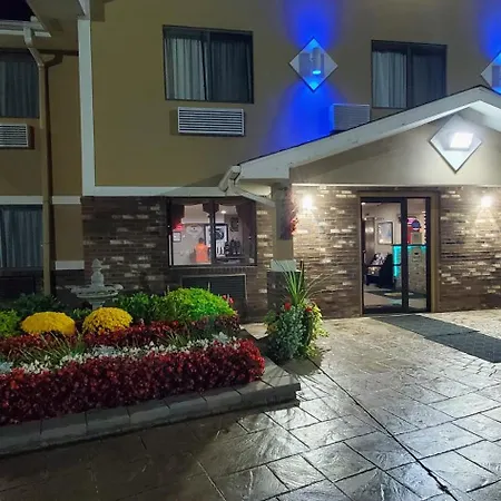 Super 8 By Wyndham Sterling Heights/Detroit Area-2
