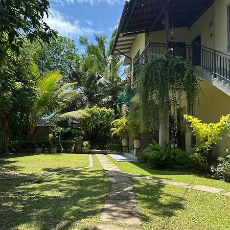 Villa Bird Gate-2