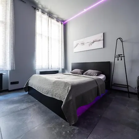 Wellness Rooms Central-2