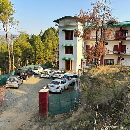 Lap Of Himalayas Resort-2