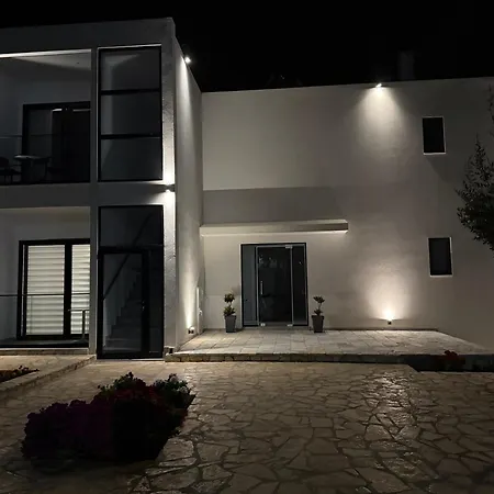 Villa Thomas-2