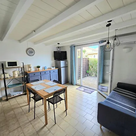 Petit cocon, parking et piscine à Marseillan-3