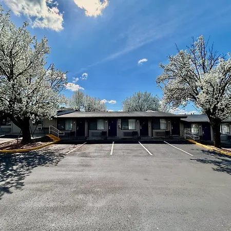Sunwestern Suites-2