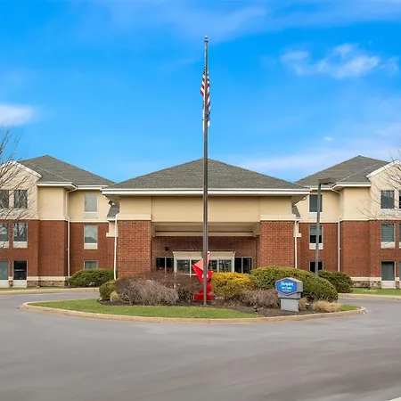 Hampton Inn & Suites Newtown-3