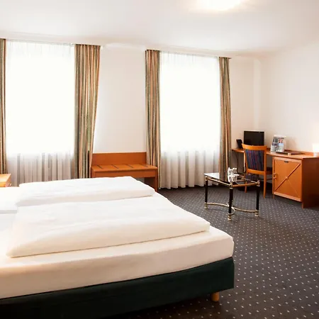 Hansadom Hotel Koeln Central By Mayburgh-2