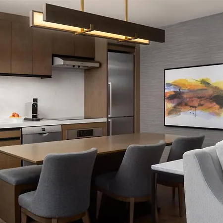 Doubletree By Hilton West Kelowna-2