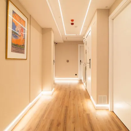 Boulevard Roomss-2