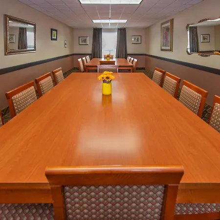 Quality Inn & Suites Lethbridge East-3