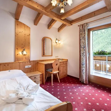 Hotel Kaserhof-3