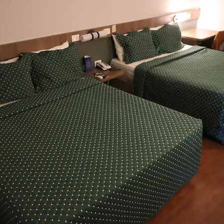 Strassen Hotel-2
