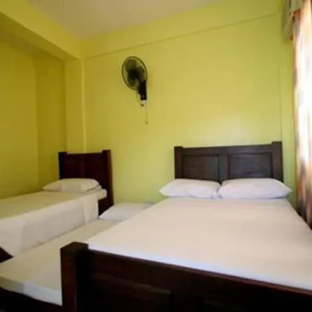 Luis Bay Travellers Lodge Coron-2