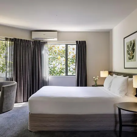 Edit Auckland Greenlane-2