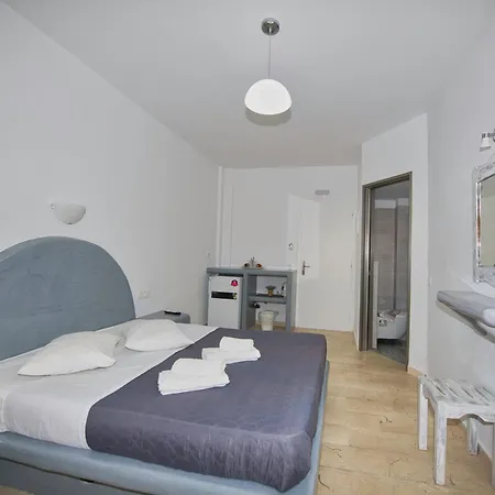 Ira Apartments-3