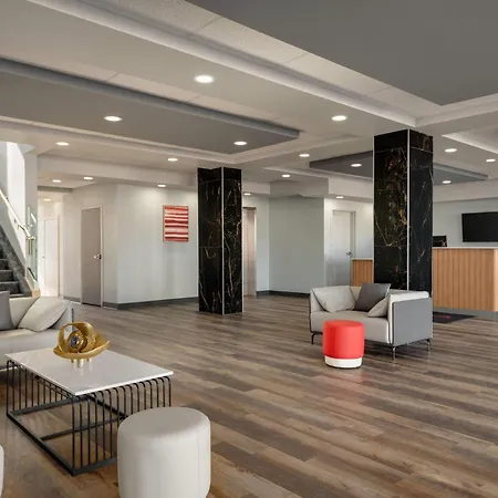 Ramada By Wyndham West Edmonton Hotel & Suites-2