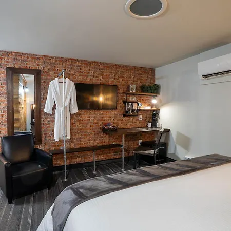 Heart & Hops Brewery Suites-3