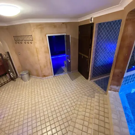 Chambre Emeraude, Riad 9 Couple only au village naturiste-2