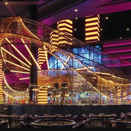 Planet Hollywood Resort & Casino By Suiteness-3