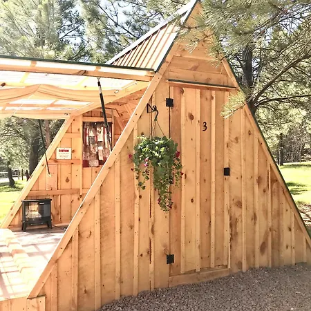 Dakota Dream Bed & Breakfast And Horse Hotel-3