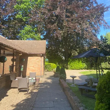 Barncroft Luxury Bed & Breakfast - Top Rated Near Birmingham Nec & Airport-2