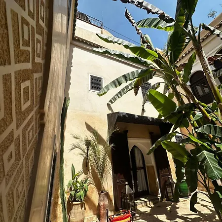 Riad Bamileke-2