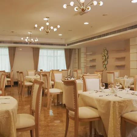 Royal Grand Suite Hotel-3