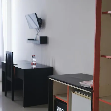 Urbanview Hotel Asyra Makassar-2
