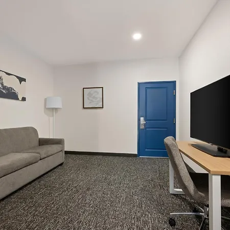 Spark By Hilton Homewood Birmingham-2