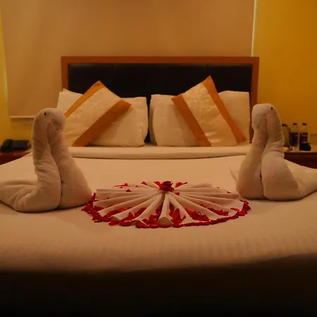 Hotel Diamonds Pearl-2