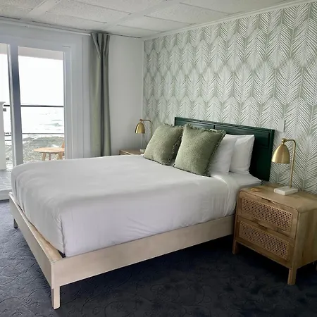 Grand View Hotel-2