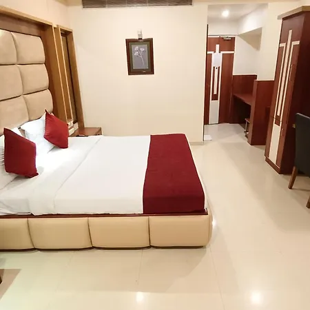 Hotel Excellency-3