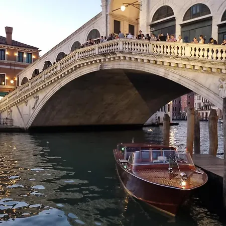 Fiabe Venice Rooms-3