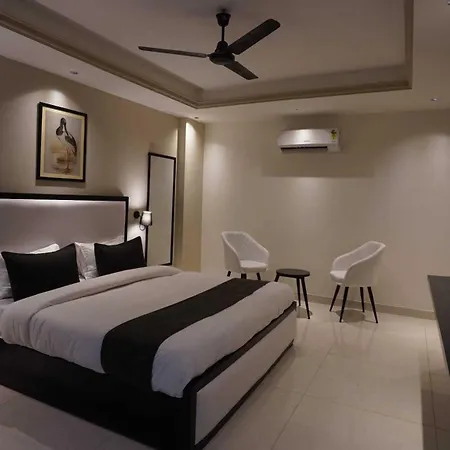 Hotel Grand Marina-3
