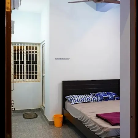 M R Lodge-3
