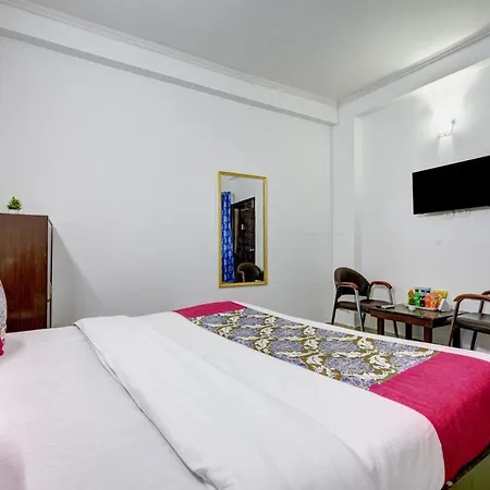 Hotel Indo Continental-3