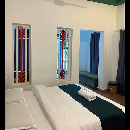 Edriz Artistic Home-3