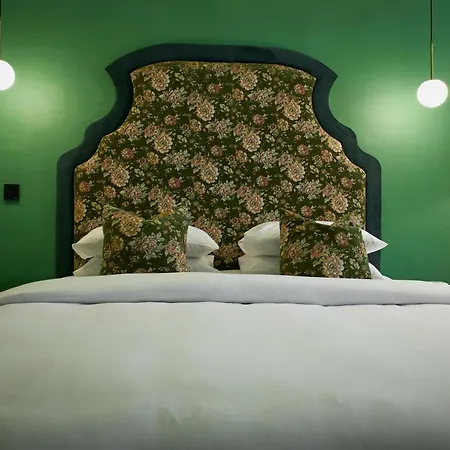 The Hendon House-3