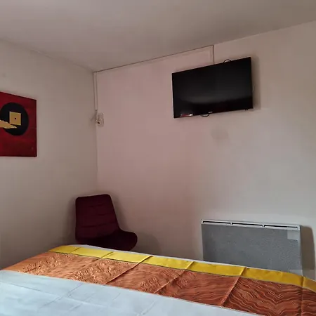 Prest'Hôtel Epinal-3