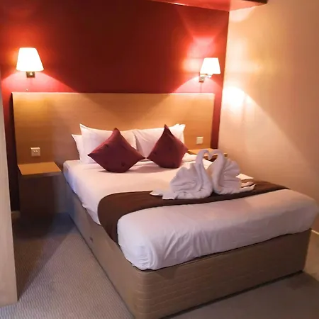 Oyo The Luton Hotel-2