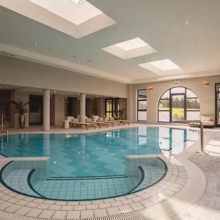 Naturhotel Sachsenbaude Oberwiesenthal - Indoor-Pool & Outdoor-Whirlpool-3
