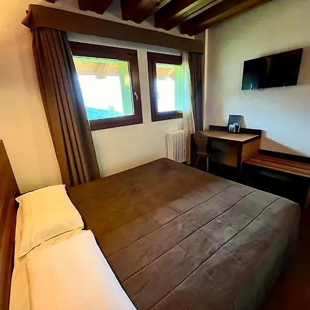 Hotel La Chance-2