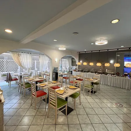 Thalia Deco City & Beach Hotel-3