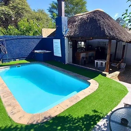 Kate'S Nest Guesthouse & Backpackers-3