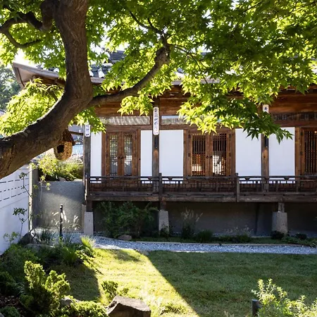 Nostalgia Hanok Hotel-3