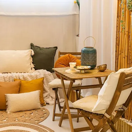 Johnny'S Suites-3