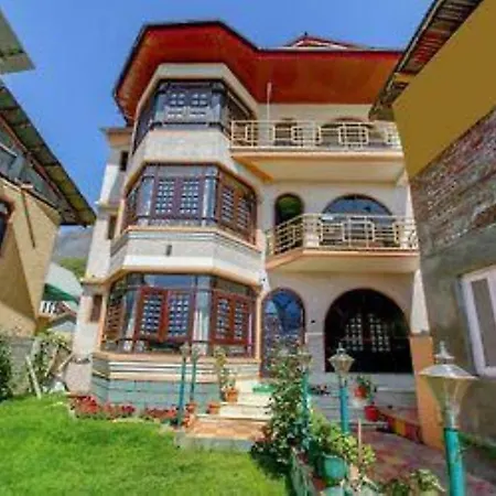 Hotel Nishat Lake View Resorts Srinagar-3