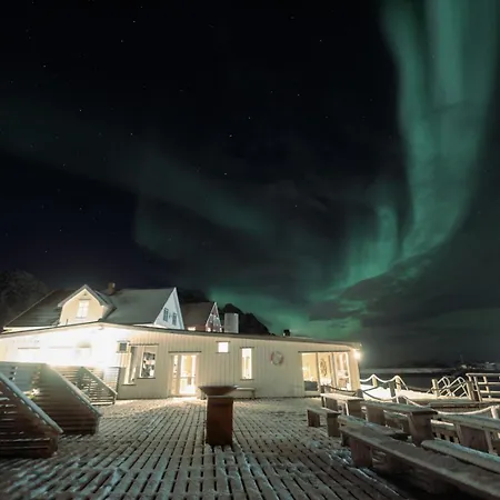 Skata Hotel Henningsvaer-2