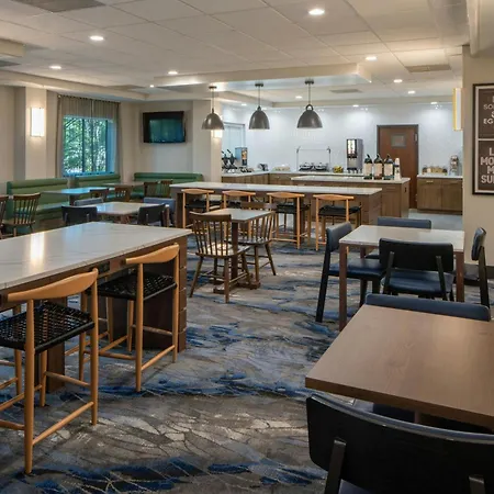 Fairfield Inn & Suites By Marriott Lafayette South-2