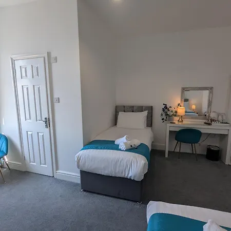 Acqua Beach Weymouth-2